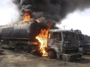 خیبرایجنسینیٹوکنٹینرزپرحملےکنڈیکٹرہلاکآپریشن میں3 شدت پسندمارے گئے