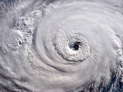 سمندری طوفانوں کے نام کیسے رکھے جاتےہیں