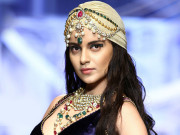 کنگنا رناوت فلم ’’ڈیوائن لورز‘‘ میں عرفان خان کی ہیروئن بنیں گی 