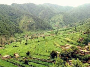 وفاقی حکومت قبائلی اضلاع کو سالانہ 100 ارب روپے فراہمی کا وعدہ پورا نہ کرسکی