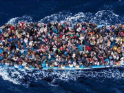 یونان کشتی حادثے میں بڑی پیشرفت، 3 متاثرین سے 74 لاکھ بٹورنے والی خاتون انسانی اسمگلر ساتھی سمیت گرفتار