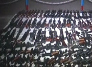 لاہور میں پولیس نے کارروائی کرکے بڑی تعداد میں اسلحہ اسمگل کرنے کی کوشش ناکام بنادی