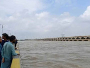 دریائے ستلج میں ممکنہ سیلابی صورتحال کا الرٹ جاری، ممکنہ انخلا کی تیاری کی ہدایت