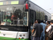 حکومت پنجاب نے پبلک ٹرانسپورٹ کے کرایوں میں کمی کا نوٹی فکیشن جاری کردیا