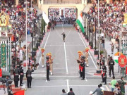 واہگہ بارڈر پریڈ رینجرز کے جوانوں کی تیاری اورعوام کا جوش و خروش