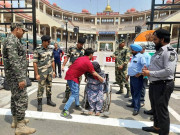 پاکستان نے گرفتاربھارتی خاندان کو خیرسگالی کے طورپررہا کردیا