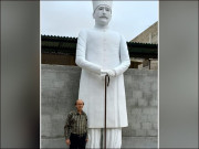 شاعر مشرق علامہ اقبال کا 14 فٹ بلند مجسمہ تیار