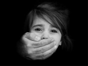 موٹرسائیکل کو حادثہ پیش آنے پرمغوی بچی اغواکار کے چنگل سے بچ گئی