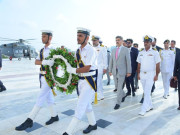 نگراں وزیراعظم کی مزار قائد پر حاضری