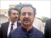 پی ٹی آئی رہنما حلیم عادل شیخ سندھ ہائی کورٹ کے باہر سے گرفتار