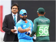 روہت نے ٹاس جیت کر بیٹنگ کا فیصلہ کرکے مبصرین کو حیران کردیا