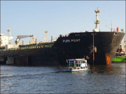 عالمی خریداروں کو تیل پاکستانی بندرگاہوں کے قریب ذخیرہ کرنے کی اجازت