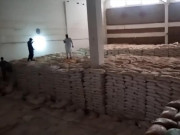 کراچی میں ذخیرہ اندوزوں کیخلاف بڑی کارروائی ڈیڑھ ارب کی غذائی اجناس برآمد