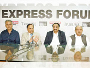 سیاسی اشرافیہ پارلیمنٹیرنز بیوروکریسی مقامی حکومتوں کے نظام میں رکاوٹ ایکسپریس فورم