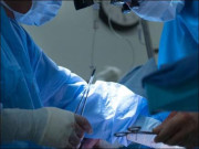 ڈاکٹر کی غیر موجودگی میں مکینک نے گردوں کی پیوندکاری کی تفتیش میں انکشاف