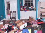 کراچی میں پی پی کی سابق ایم پی اے کے بنگلے کا گھریلو ملازمہ صفایا کر گئی