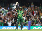 افتخاراحمد کی اپنی والدہ سے ٹیم کی کامیابی کیلیےخصوصی دعاؤں کی درخواست