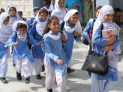 بدترین مہنگائی والدین بچوں کو نجی اسکولوں سے اٹھاکرسرکاری اسکولوں میں داخل کرانے لگے