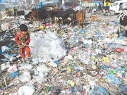 پاکستان میں کچرے کی ری سائیکلنگ کا بڑھتا رحجان اوردرپیش مشکلات