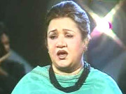 ثریا خانم نے صوفیانہ کلام گاکر شائقین کو بھنگڑا ڈالنے پر مجبور کردیا