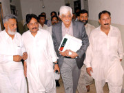تاج حیدر نے ٹیکنوکریٹ کی نشست پرکاغذات نامزدگی جمع کرادیے