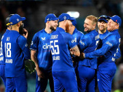 ’’ پاکستان کی بولنگ آنے پر انگلش پلیئرز کو ڈریسنگ روم میں بند کردیں‘‘