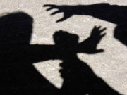 لاہور: ملزمان کا شہری کو اغوا کرکے تشدد، سر مونڈ دیا، ویڈیو وائرل