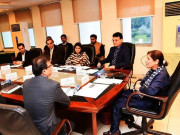 نگران حکومت نے 372 ارب روپے کے 9 منصوبوں کی منظوری دیدی