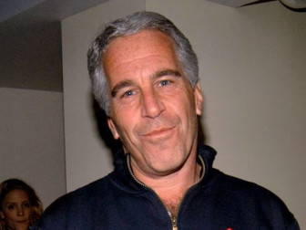 جیفری ایپسٹین 2019 میں جیل میں مردہ پائے گئے تھے:فوٹو:فائل