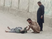 کراچی میں مشکوک پولیس مقابلے میں طالبعلم زخمی ویڈیو سامنے آگئی