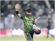 رضوان کو نائب کپتان بنانا چیئرمین پی سی بی کا فیصلہ ہے کامران اکمل