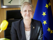 پاکستانی ایکسپورٹرز نان ٹیکسٹائل برآمدات کو فروغ دیں سفیر یورپی یونین