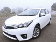 وائٹ کرولا گینگ کی ایک اور واردات خاتون سے لاکھوں کی نقدی اور سونا لوٹ لیا