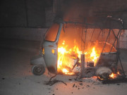 پاکستان ایک نظر میں کراچی جل رہا ہے