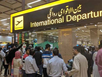 پاکستانی پروفیشنلز کی یہ کھیپ اسلام آباد، کراچی، لاہور اور پشاور سے روانہ ہوئی، جواد سہراب ملک —فائل فوٹو