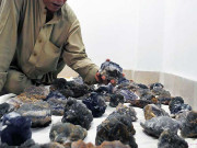 قیمتی پتھروں کی کوڑیوں کے بھاؤ تھائی لینڈ فروخت کا انکشاف