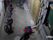 لاہور میں سسرالیوں نے بہو کو چھت سے نیچے پھینک دیا