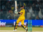 بابراعظم کے رواں سال 1 ہزار ٹی20 رنز مکمل