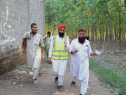 لاہور کا سکھ نوجوان سفید پوش خاندانوں کیلیے راشن اور روزگار کا انتظام کرنے لگا