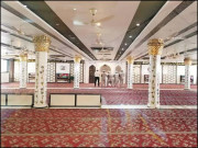 نمازی کہاں ہیں