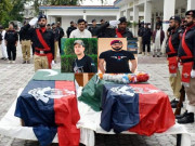 مردان میں انسداد تجاوزات آپریشن میں قبضہ مافیا کی فائرنگ سے ریلوے پولیس کے دو اہلکار شہید