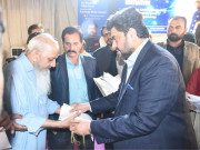 گورنر سندھ کی جانب سے اسٹریٹ کرائم متاثرین میں 1000 موٹرسائیکلیں تقسیم