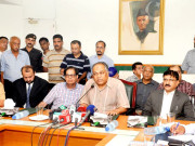 نالوں پر تجاوزات قائم کرنے والوں کے خلاف مقدمات چلیں گے کمشنر