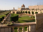 کراچی کے پارک میں تالاب سے خاتون اور مرد کی لاشیں برآمد