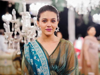 زارا نور عباس نے پاکستان کے موجودہ حالات کو ’’بدترین وقت‘‘ قرار دے دیا