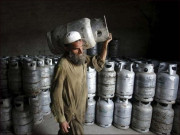 ایل پی جی کی قیمتوں میں غیر اعلانیہ اضافہ، غریب عوام رُل گئے