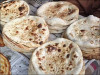 آٹے کے بڑھتے نرخ، لاہور میں نان بائی ایسوسی ایشن کا روٹی کی قیمت میں اضافے کا مطالبہ