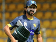 ٹیسٹ کرکٹر فواد عالم کی والدہ انتقال کر گئیں