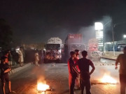لوڈ شیڈنگ کے خلاف شہریوں کا کے الیکٹرک کے دفتر کا گھیراؤ پتھراؤ