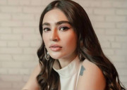 صحیفہ جبار کی بولڈ تصاویر حقیقت یا اے آئی؟ سوشل میڈیا پر بحث چھڑ گئی